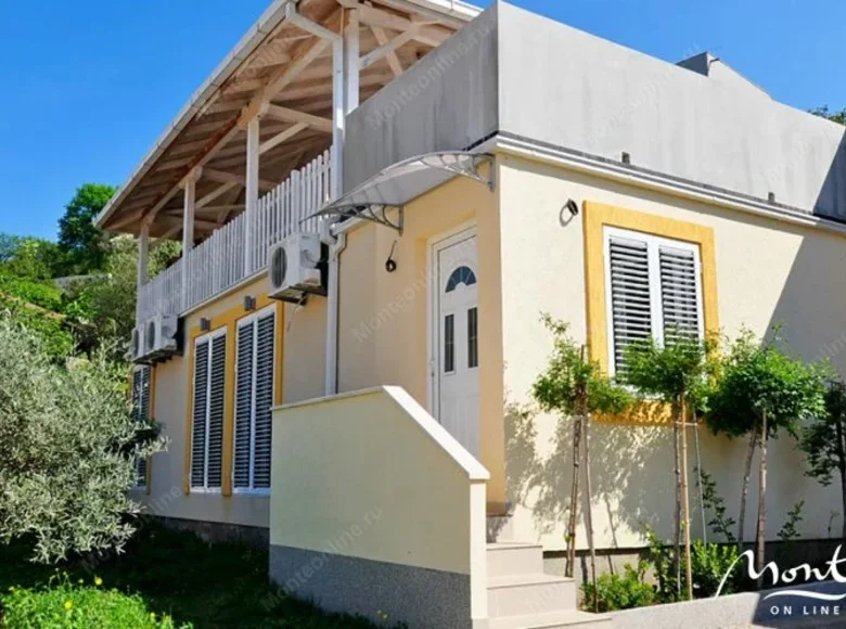 Villa  Tivat, Montenegro