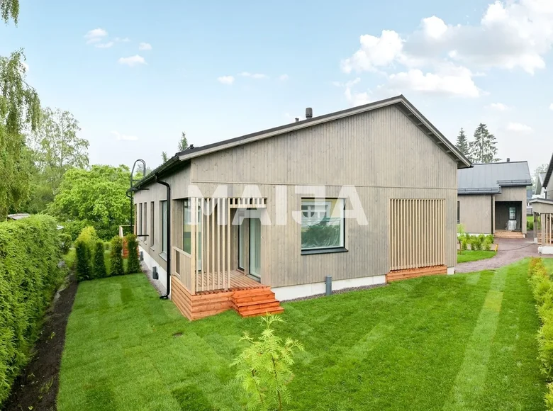 Дом 3 комнаты 80 м² Helsinki sub region, Финляндия