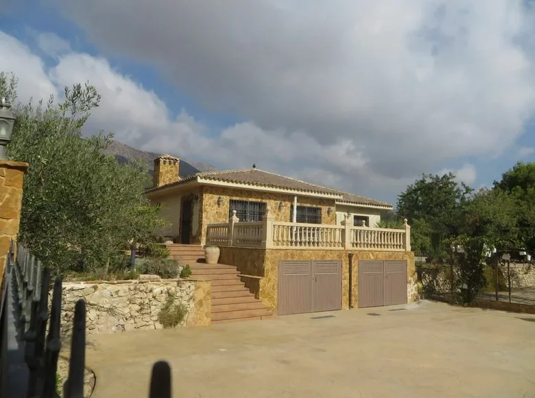 Шале 3 спальни 240 м² Aigues, Испания