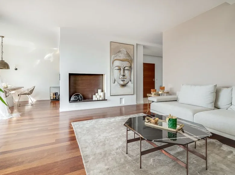 Квартира 4 комнаты 135 м² Варшава, Польша