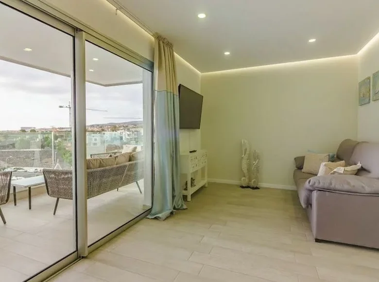 3 bedroom apartment 113 m² Adeje, Spain