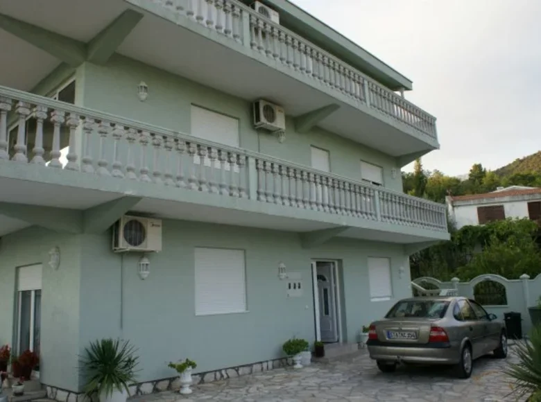 Casa 6 habitaciones 500 m² Montenegro, Montenegro