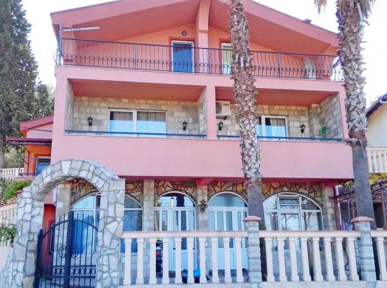 Apartment 10 bedrooms 350 m² Bar, Montenegro