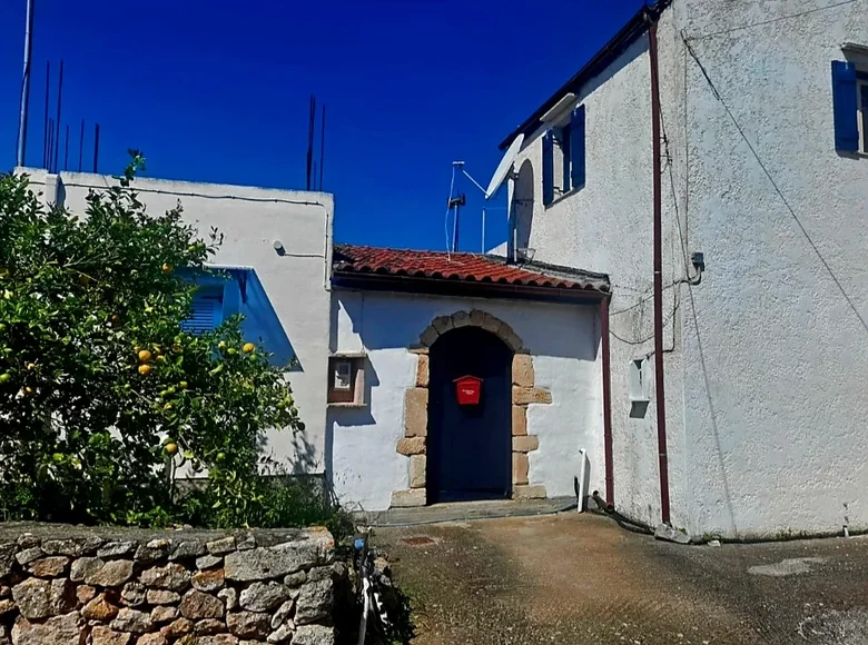 Maison 2 chambres  Xirosterni, Grèce