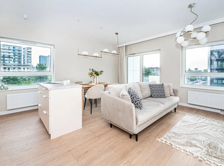 Квартира 3 комнаты 64 м² Познань, Польша