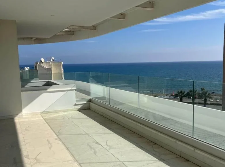 4 bedroom apartment 178 m² Larnaca, Cyprus