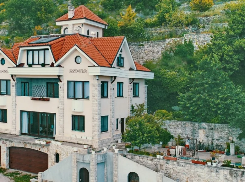 Dom 6 pokojów 392 m² Przno, Czarnogóra
