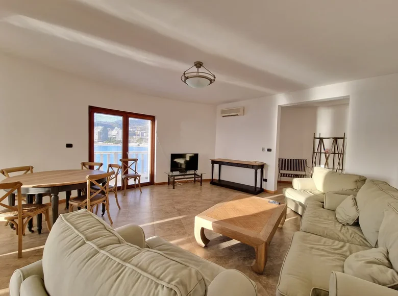 Apartamento 2 habitaciones 163 m² Rafailovici, Montenegro