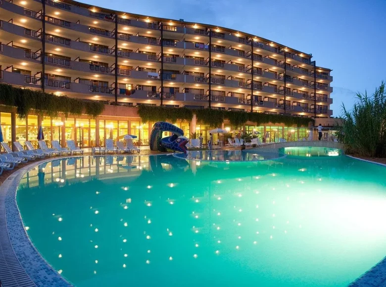 1 bedroom apartment 102 m² Burgas, Bulgaria