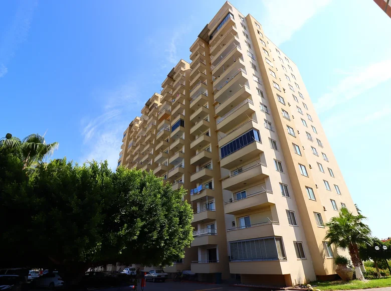 2 bedroom apartment 135 m² Sariyar, Turkey