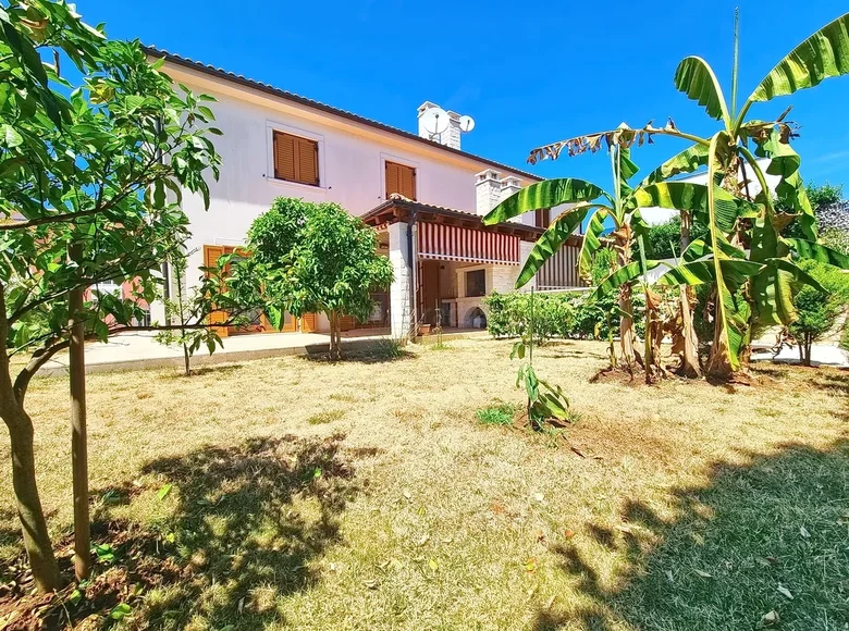 Casa 3 habitaciones 103 m² Radici, Croacia