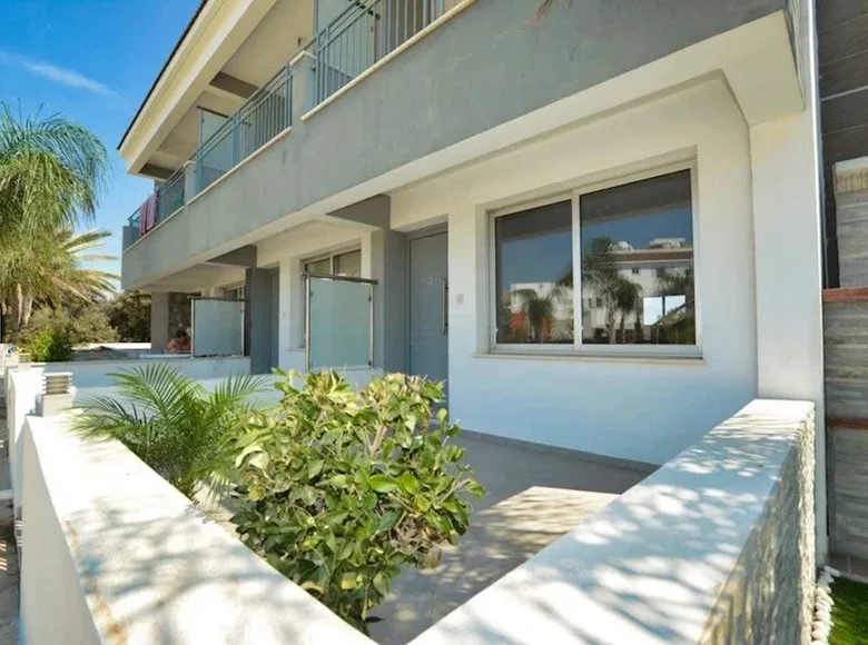 2 bedroom apartment 81 m² Paralimni, Cyprus