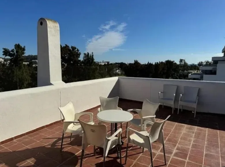 Mieszkanie 3 pokoi 120 m² Mijas, Hiszpania