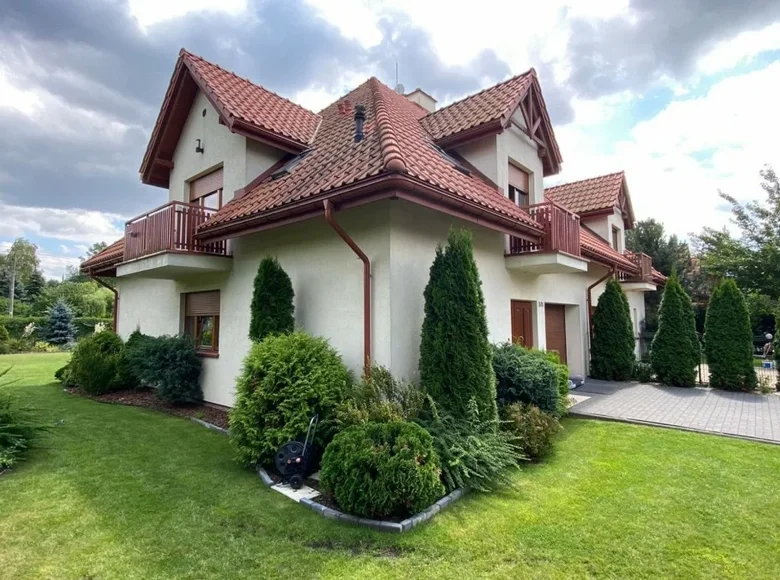 4 room house 184 m² Magdalenka, Poland