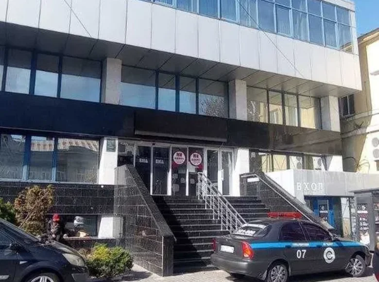 Commercial property 1 600 m² in Odesa, Ukraine