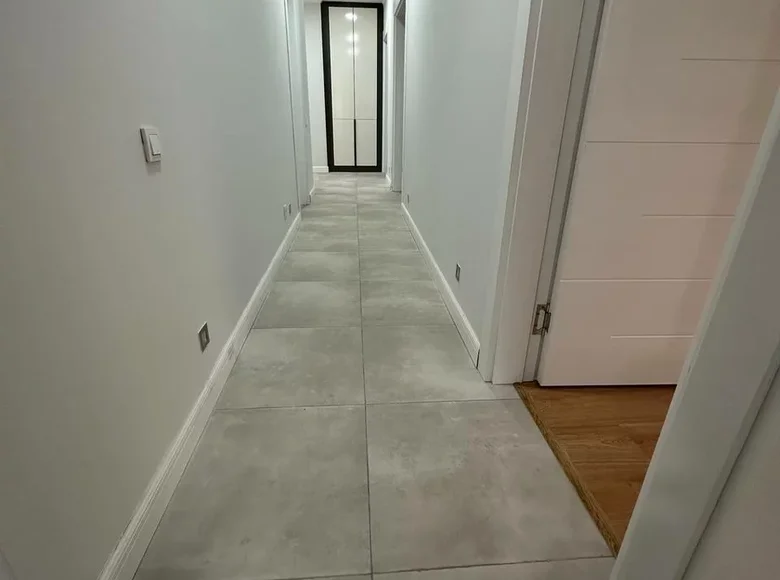 Kvartira 3 xonalar 83 m² Toshkentda