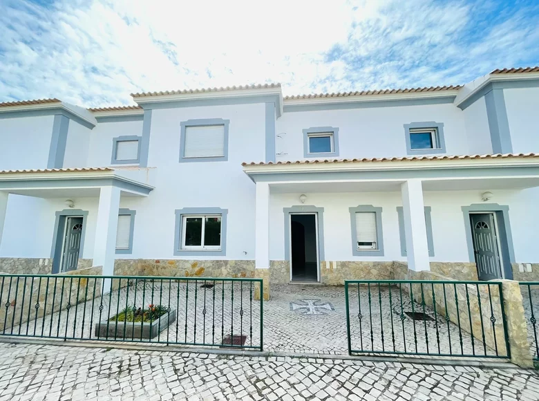 4 bedroom house 318 m² Loule, Portugal