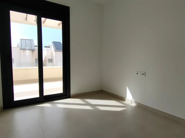 2 bedroom apartment 174 m² Torrevieja, Spain