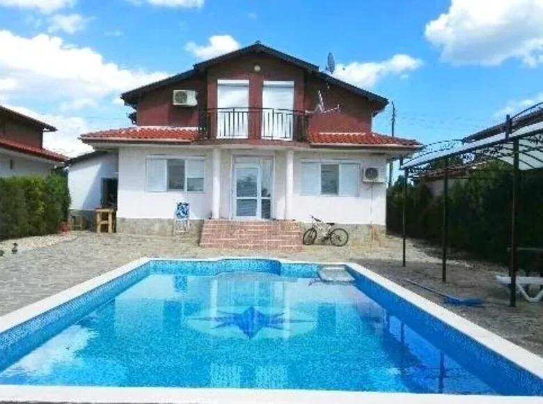 Haus 7 Zimmer 205 m² Trastikovo, Bulgarien