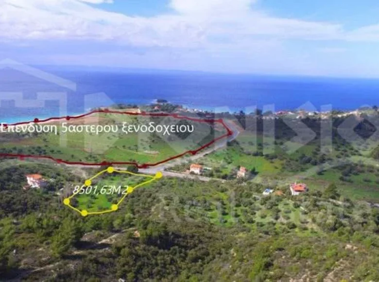 Atterrir 8 500 m² Nikiti, Grèce