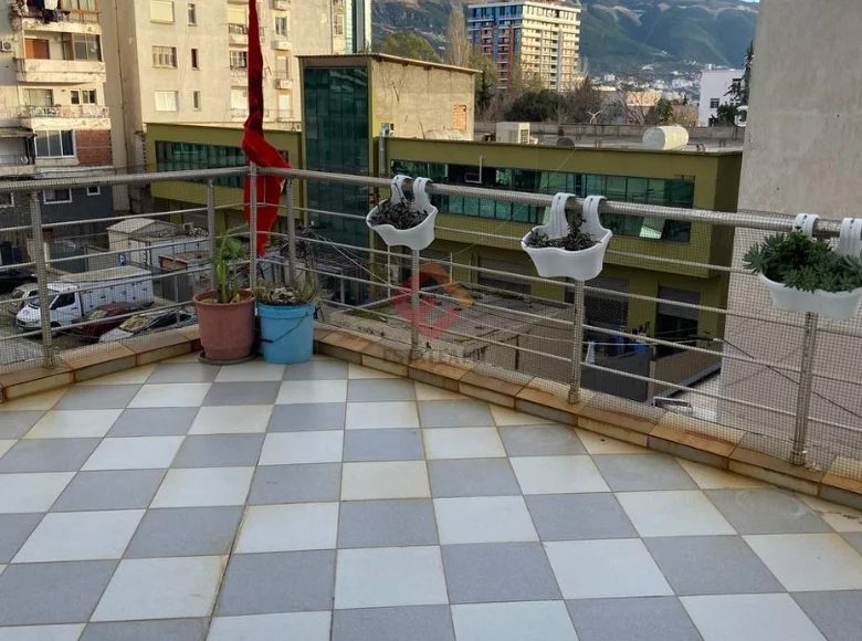 Квартира 123 м² Влёра, Албания