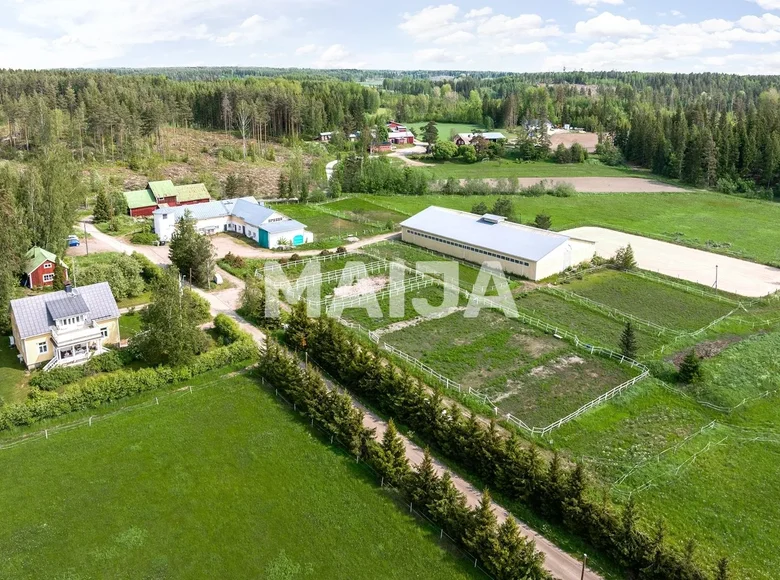 Haus 6 zimmer 240 m² Linnanpelto, Finnland