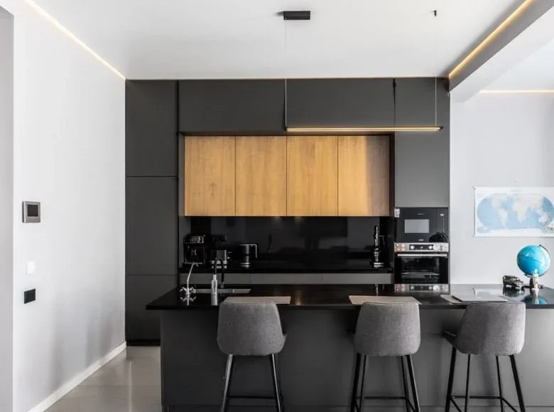 Willa 4 pokoi 630 m² Kavac, Czarnogóra