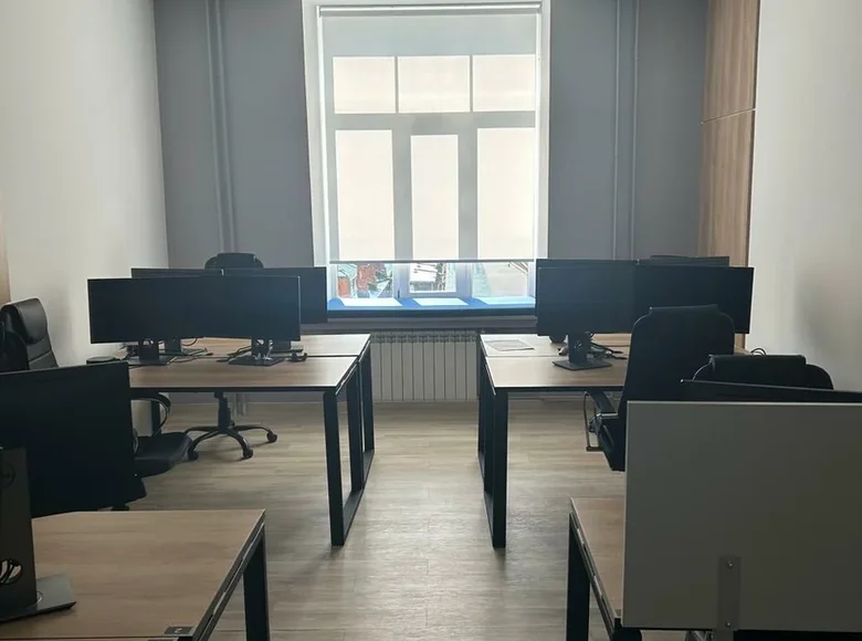 Office 1 573 m² in Central Administrative Okrug, Russia