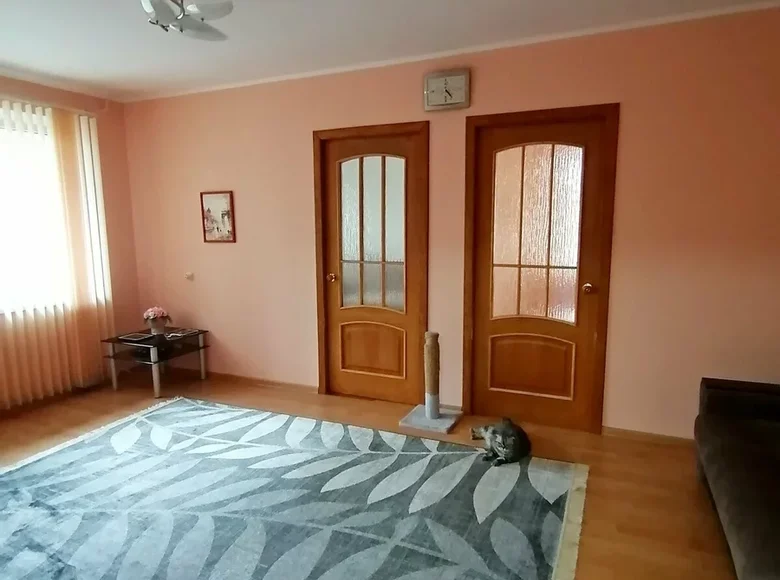 Mieszkanie 4 pokoi 59 m² Homel, Białoruś