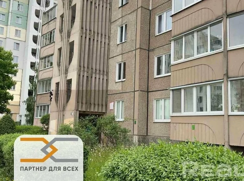 Mieszkanie 3 pokoi 63 m² Soligorsk, Białoruś