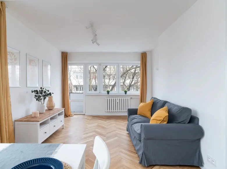 Mieszkanie 2 pokoi 50 m² Warszawa, Polska