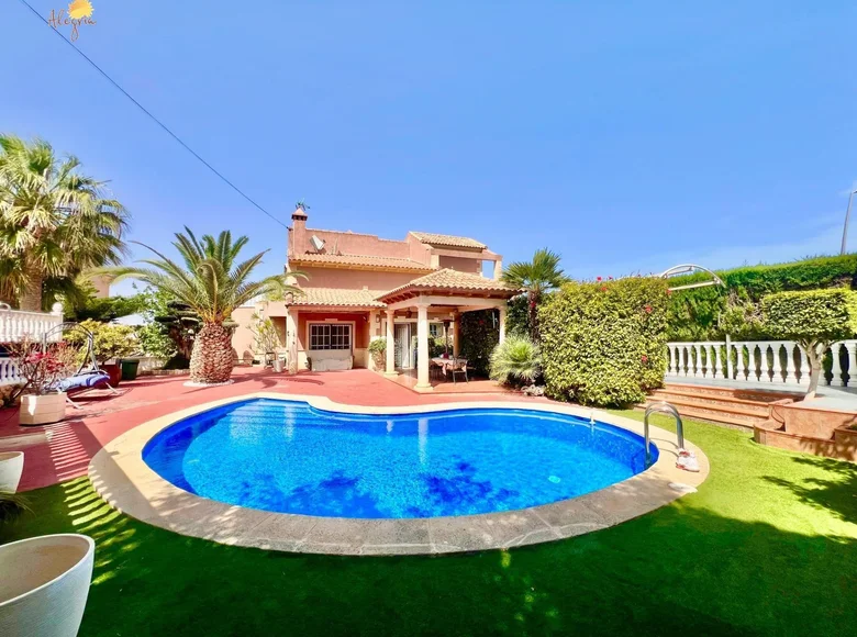 Maison 4 chambres  Torrevieja, Espagne