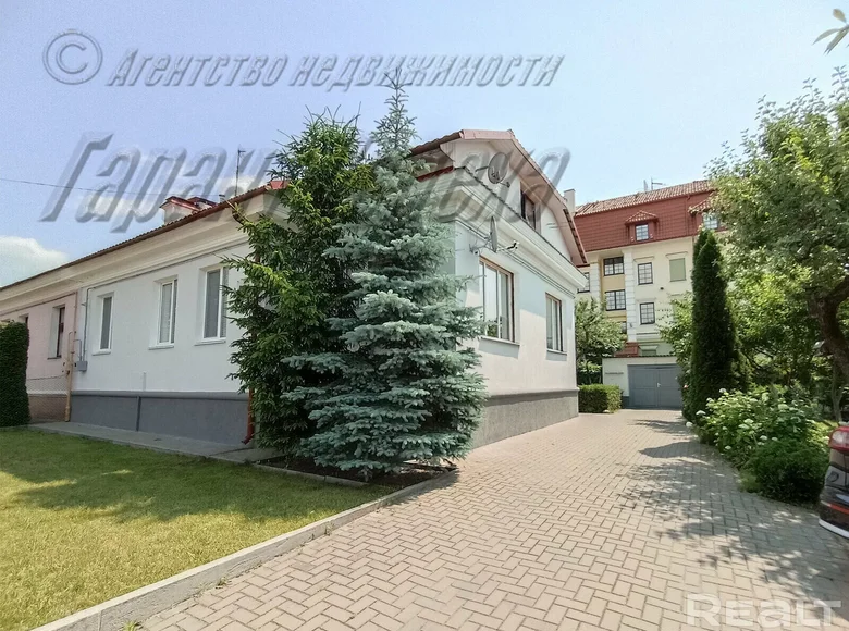 Квартира 5 комнат 228 м² Брест, Беларусь