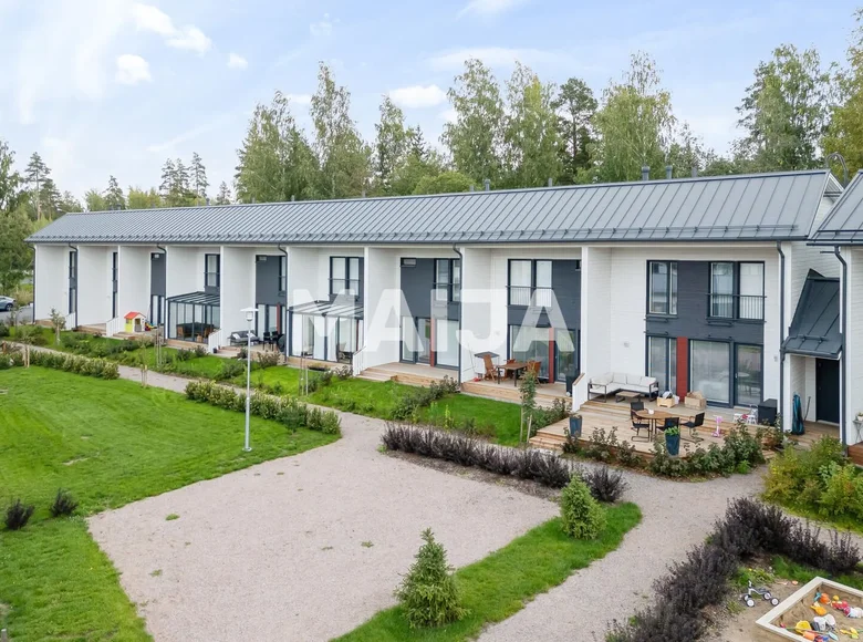 Wohnung 5 zimmer 100 m² Jaervenpaeae, Finnland