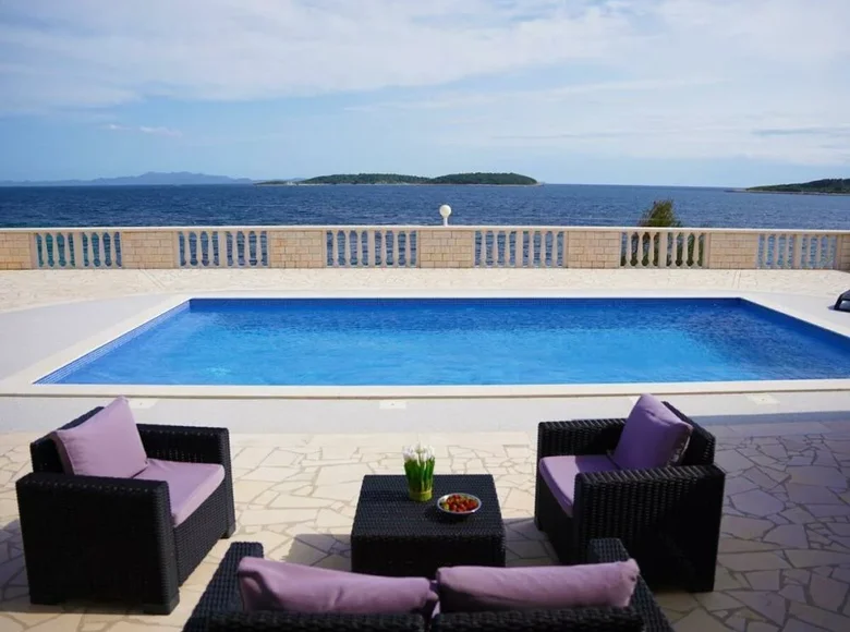 4 bedroom Villa 450 m² Korcula, Croatia