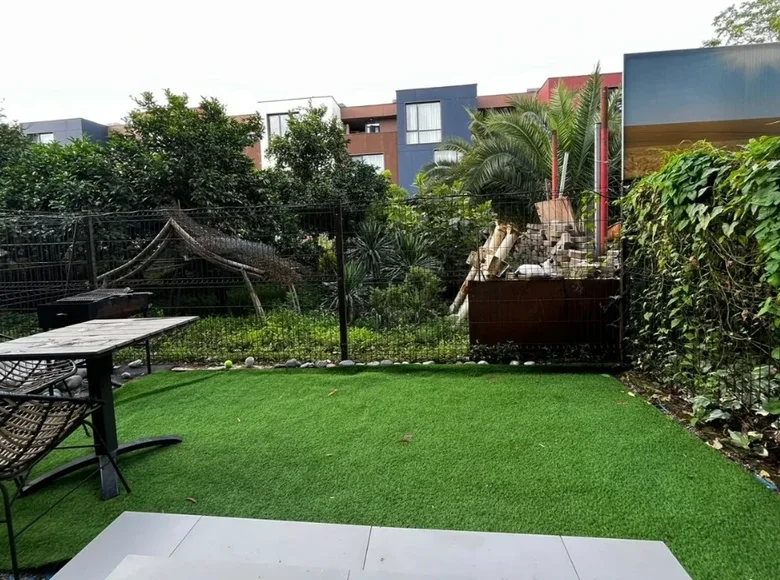Townhouse 2 bedrooms 80 m² Batumi, Georgia