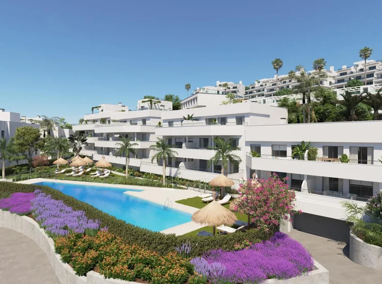 3 bedroom apartment  Estepona, Spain