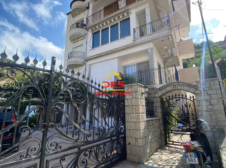 3 bedroom apartment 220 m² Bashkia Vlore, Albania