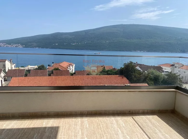 1 bedroom apartment 100 m² Baošići, Montenegro