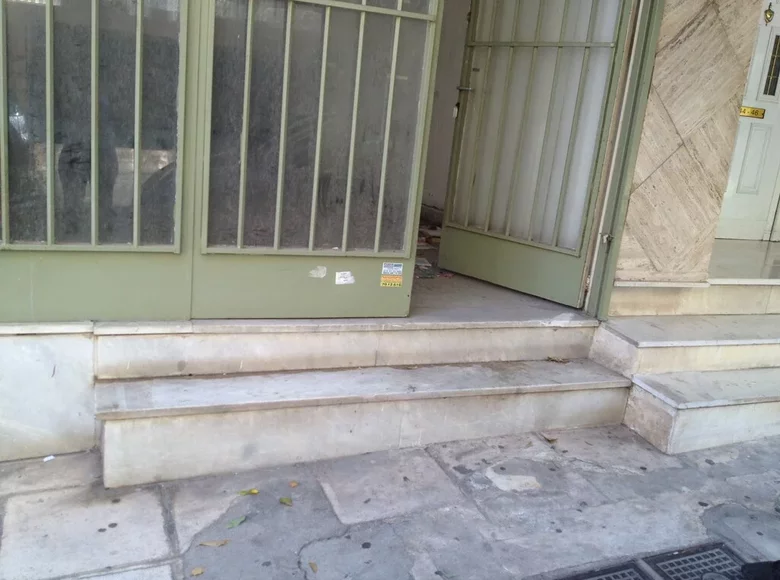 Commercial property 171 m² in Athens, Greece
