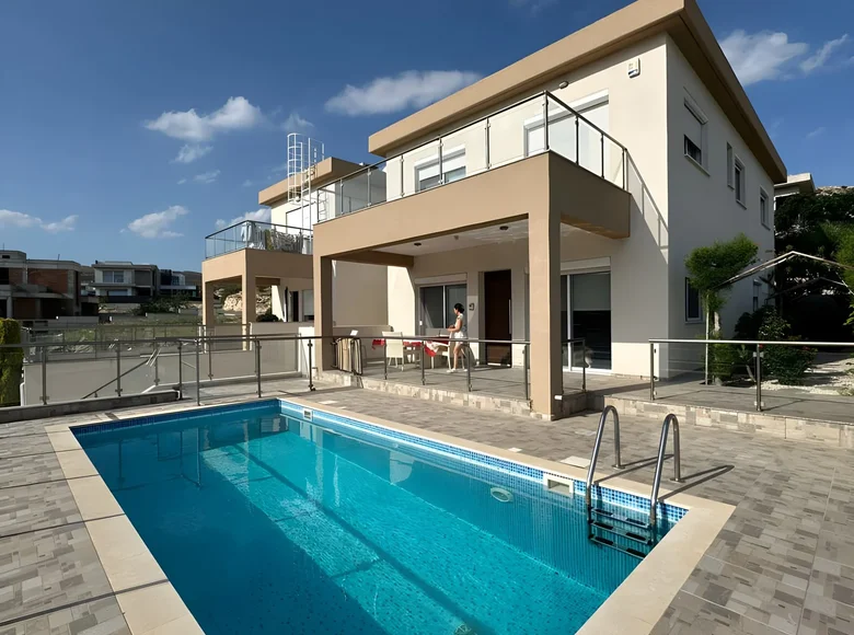 Dom 4 pokoi 200 m² Jermasoja, Cypr