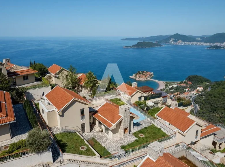 3-Schlafzimmer-Villa  Sveti Stefan, Montenegro