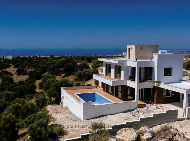 5 bedroom villa 290 m² Kouklia, Cyprus
