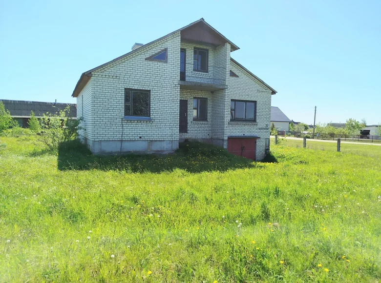 House 180 m² Voranava, Belarus