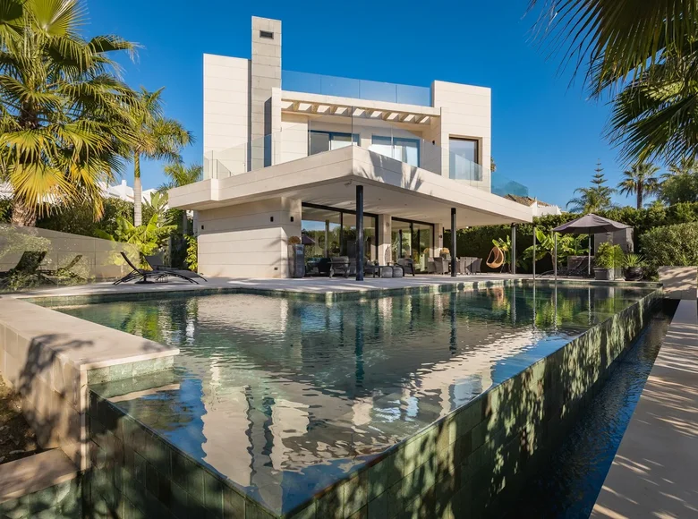 Villa 8 chambres 786 m² Marbella, Espagne