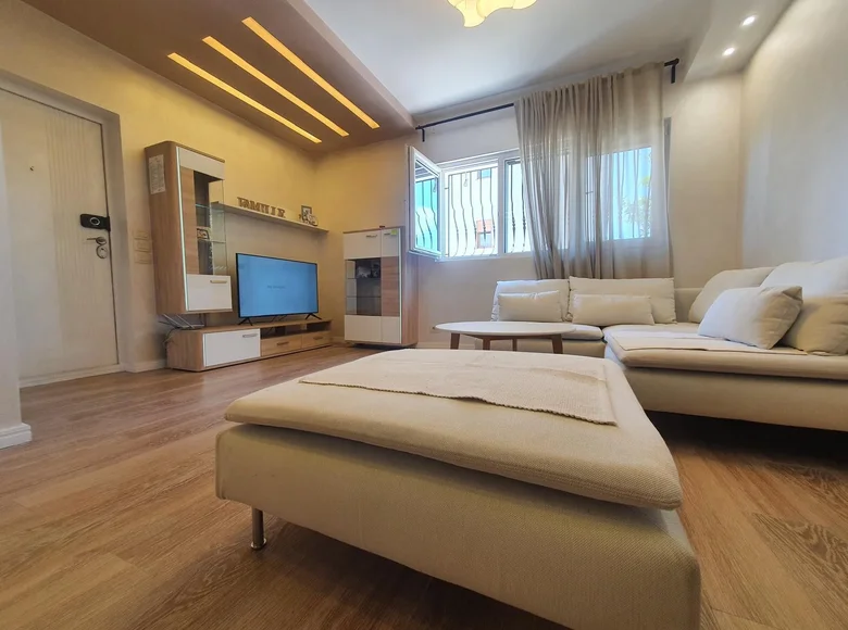 Apartamento 3 habitaciones 93 m² Tivat, Montenegro