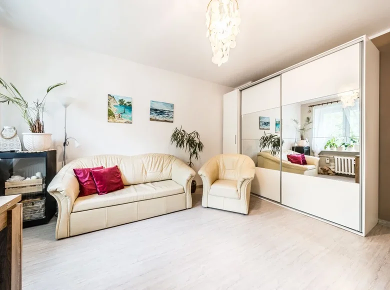 2 room apartment 43 m² Poznan, Poland