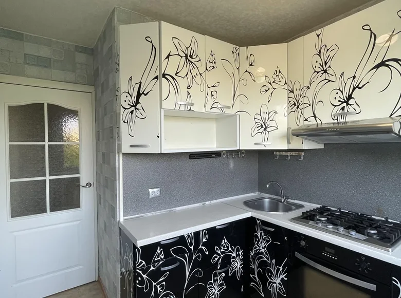 Квартира 4 комнаты 58 м² Минск, Беларусь