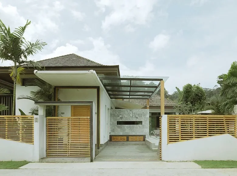 3 bedroom villa 26 305 m² Phuket, Thailand
