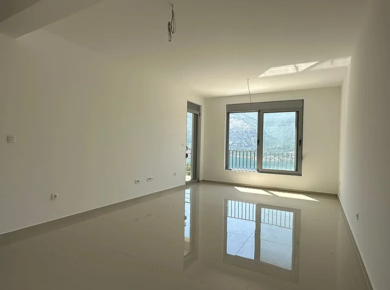 2 bedroom apartment  Dobrota, Montenegro